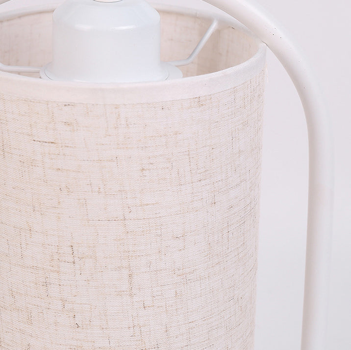 Zeitgenössische skandinavische ovale Zylinderlampe aus massivem Holz, Metall und Stoff mit 1 Licht für das Schlafzimmer 