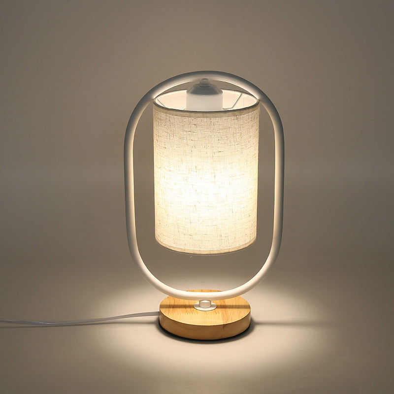 Zeitgenössische skandinavische ovale Zylinderlampe aus massivem Holz, Metall und Stoff mit 1 Licht für das Schlafzimmer 