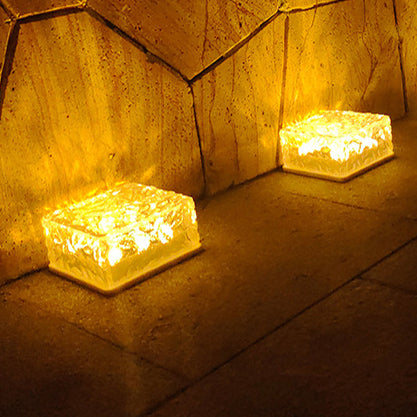 ضوء خارجي LED مقاوم للماء بتصميم حديث بسيط على شكل مربع مستطيل من نمط كتلة الجليد مصنوع من PC و ABS للحديقة 
