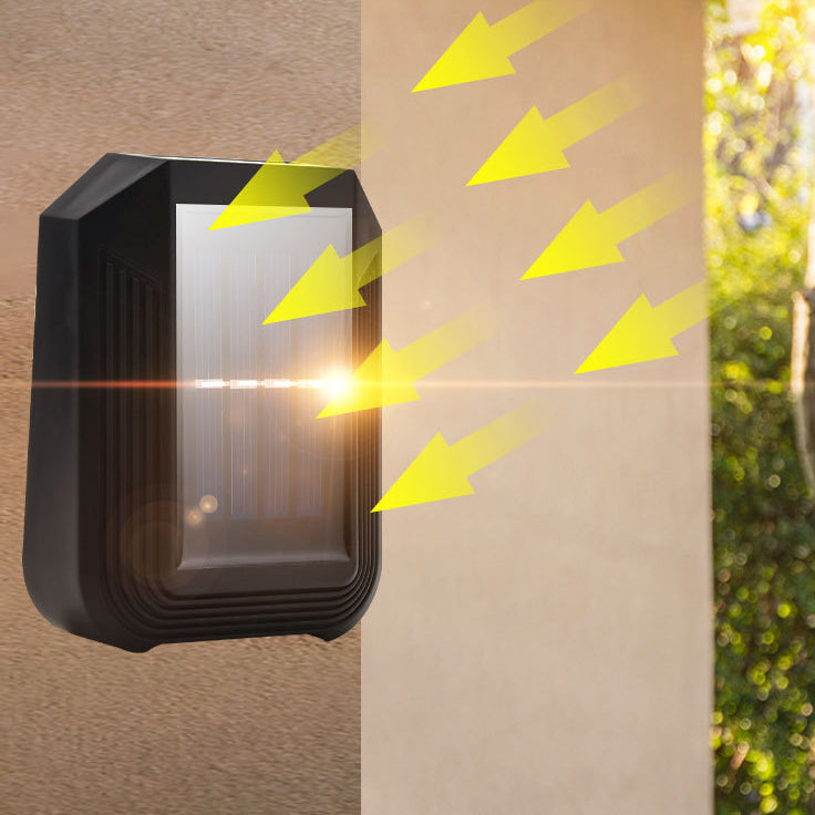 مصباح حائط خارجي LED من البلاستيك ABS المستطيل المقاوم للماء بتصميم عصري بسيط للطاقة الشمسية للحديقة 