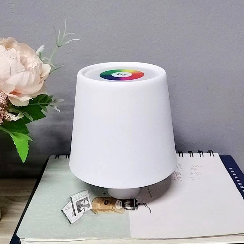 Zeitgenössische kreative runde Tischzylinder ABS Kunststoff Wein LED Tischlampe für das Schlafzimmer 