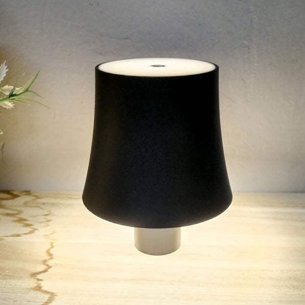 Zeitgenössische kreative runde Tischzylinder ABS Kunststoff Wein LED Tischlampe für das Schlafzimmer 