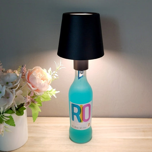 Zeitgenössische kreative runde Tischzylinder ABS Kunststoff Wein LED Tischlampe für das Schlafzimmer 