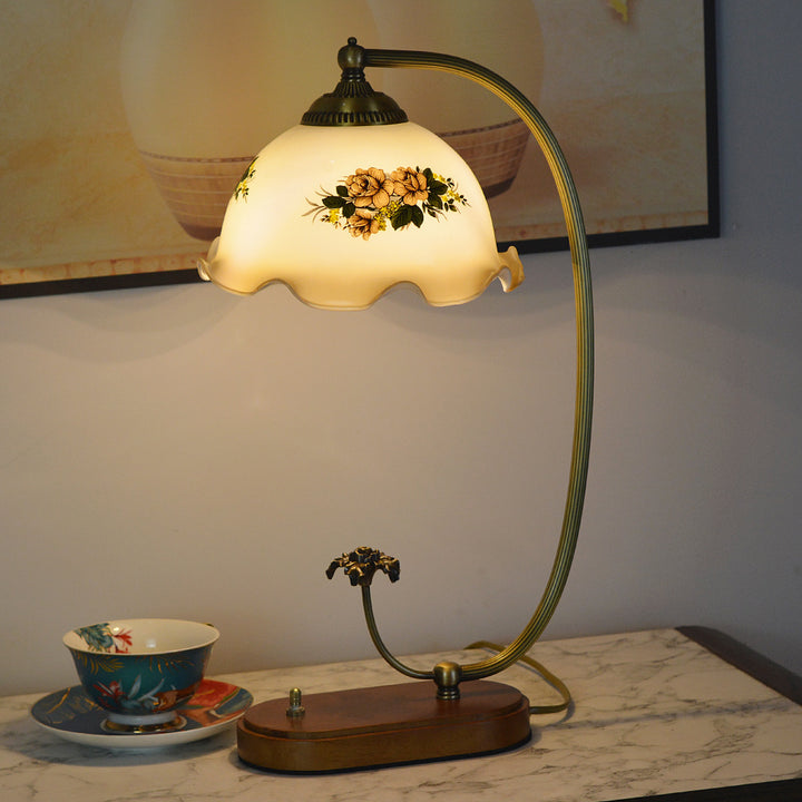 Lampe de table traditionnelle chinoise à base ovale en cuivre, bois et verre à 1 lumière pour chambre 