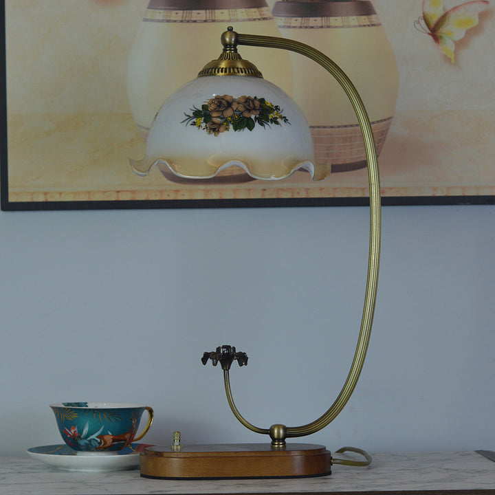 Lampe de table traditionnelle chinoise à base ovale en cuivre, bois et verre à 1 lumière pour chambre 