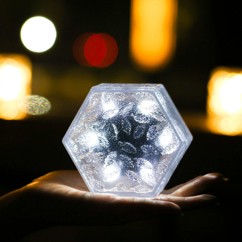 Moderna luz de paisaje para césped con LED, azulejo de hielo hexagonal solar minimalista impermeable de ABS y PVC para patio al aire libre 
