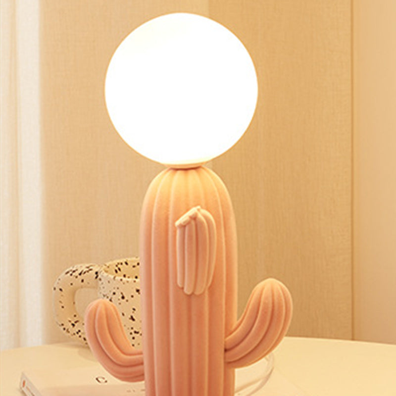 Zeitgenössische kreative pelzige Kaktus-Harz-Tischlampe mit 1 Licht für Schlafzimmer 