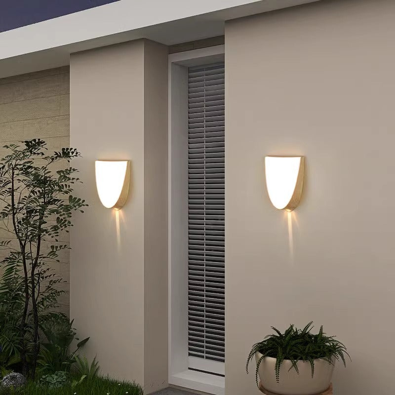 مصباح حائط خارجي مقاوم للماء بتصميم بسيط وعصري من ABS بحبوب الخشب البيضاوية LED للحديقة 