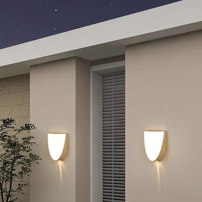 مصباح حائط خارجي مقاوم للماء بتصميم بسيط وعصري من ABS بحبوب الخشب البيضاوية LED للحديقة 