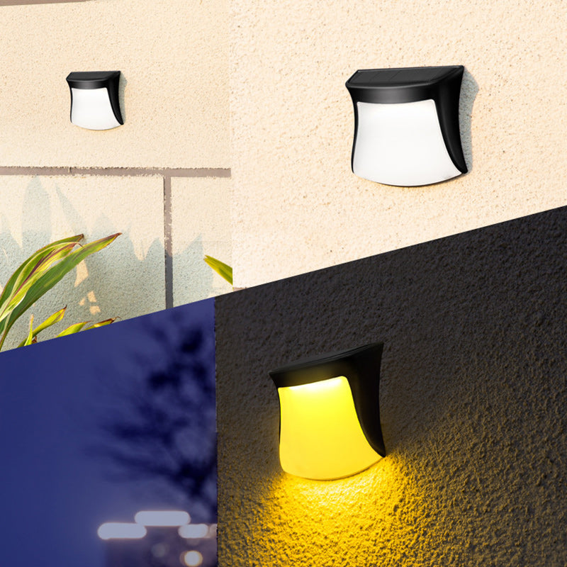 Zeitgenössische industrielle gebogene ABS Solar wasserdichte LED Außenwandleuchte für den Garten 