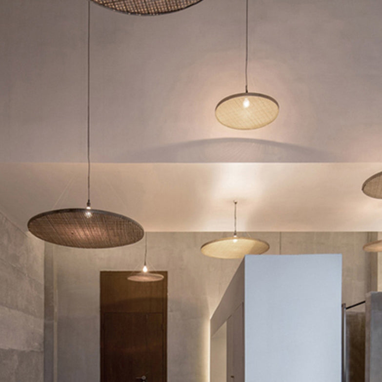 Suspension lumineuse ronde en rotin rustique traditionnel à 1 lumière pour salle à manger 