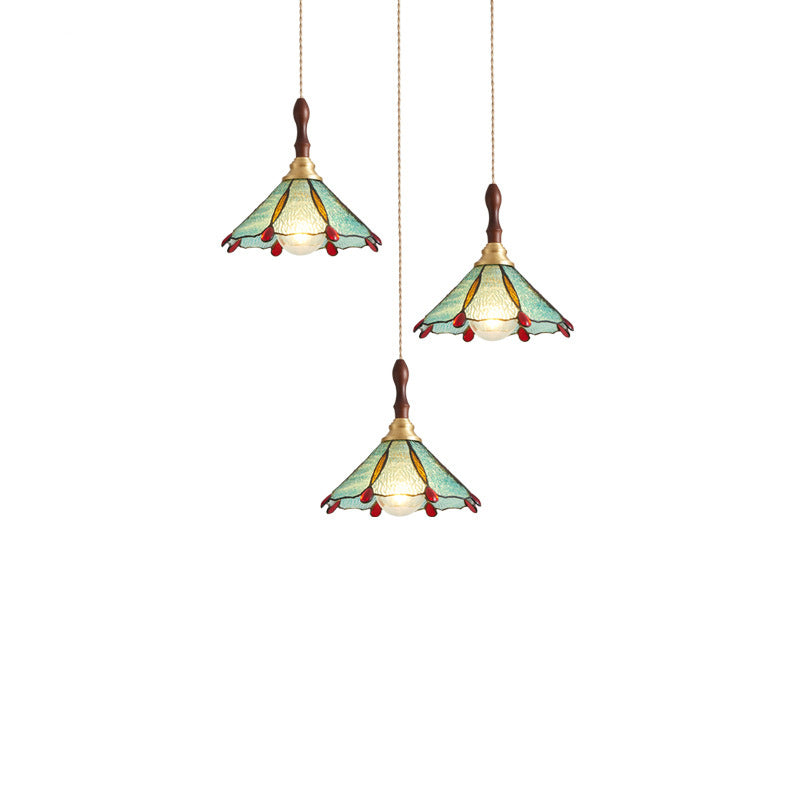 Abat-jour conique en vitrail traditionnel français 1 lumière pour suspension dans le salon 
