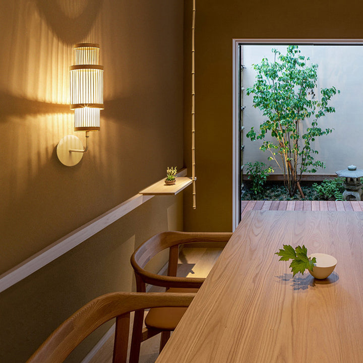 Applique murale 1 lumière avec abat-jour en bambou tissé traditionnel japonais pour salon 