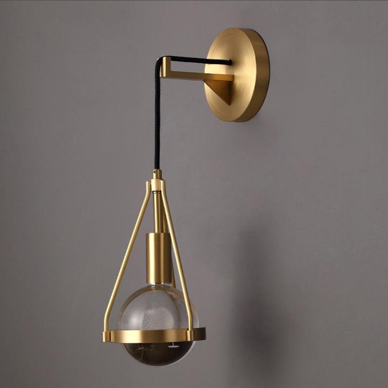 Contemporary Luxury Shiny Raindrop Crystal Shade Brushed Brass Frame 1-Light Wall Sconce Lamp For Living Room
