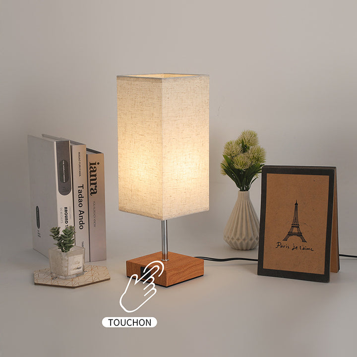 Zeitgenössische Einfachheit Stoff Cuboid Shade Hardware Base 1-Licht Tischlampe für Schlafzimmer 