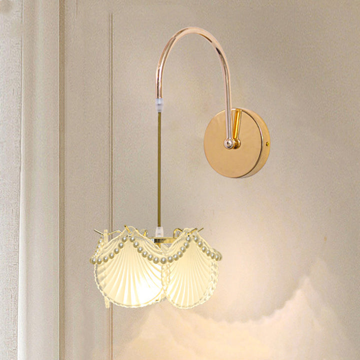 Applique murale 1 lumière avec abat-jour en verre coquillage moderne et luxueux pour chambre 