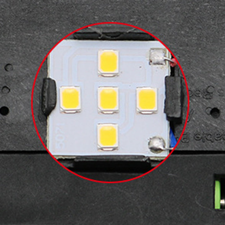 Lumière insérable de pelouse solaire LED étanche carrée en plastique industriel contemporain pour patio extérieur 