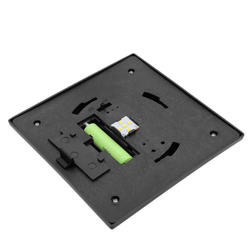 Lumière insérable de pelouse solaire LED étanche carrée en plastique industriel contemporain pour patio extérieur 