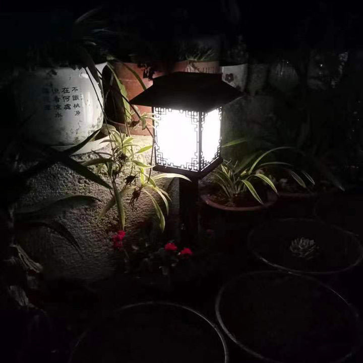 Lumière insérable de pelouse solaire LED étanche carrée en plastique industriel contemporain pour patio extérieur 