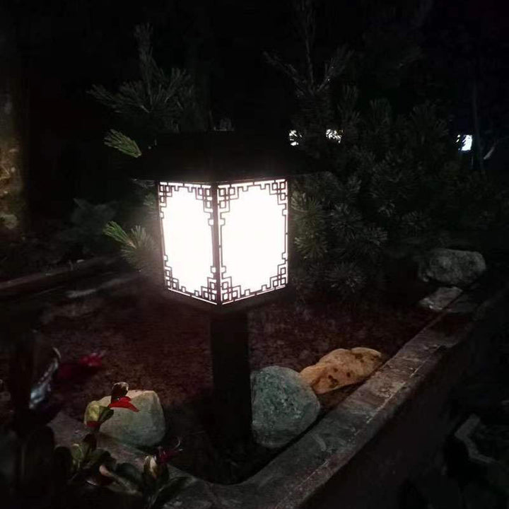 Lumière insérable de pelouse solaire LED étanche carrée en plastique industriel contemporain pour patio extérieur 