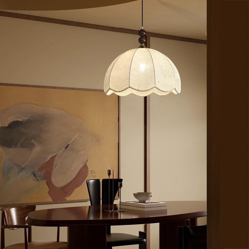 Traditional Vintage Solid Wood Flower Fabric Shade 1-Light Pendant Light For Living Room