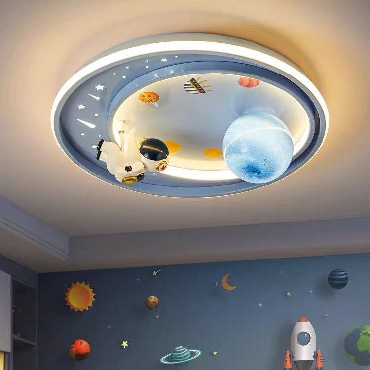 Plafonnier LED contemporain créatif en fer acrylique avec astronaute dessin animé et planète pour le salon 
