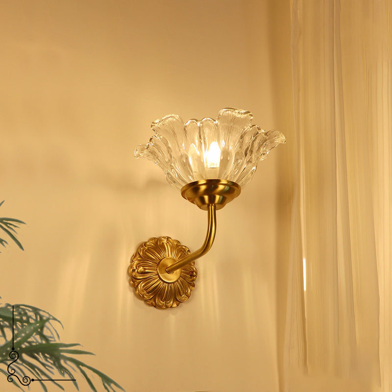 Applique murale moderne en laiton de luxe avec abat-jour en verre fleur 1 lumière pour chambre 