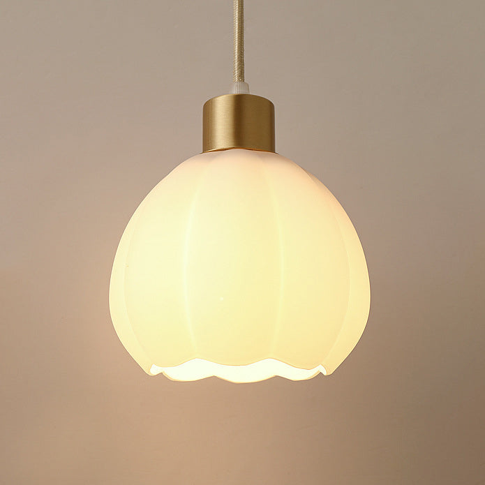 Traditionelle französische Messing Kapok Blume Glas Schatten 1-Licht Pendelleuchte für Wohnzimmer 