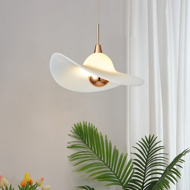 Suspension LED avec abat-jour en paille de résine d&