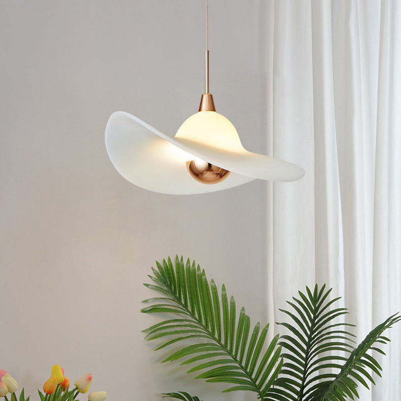 Lámpara colgante LED con pantalla de sombrero de paja de resina de aluminio nórdico contemporáneo para dormitorio 