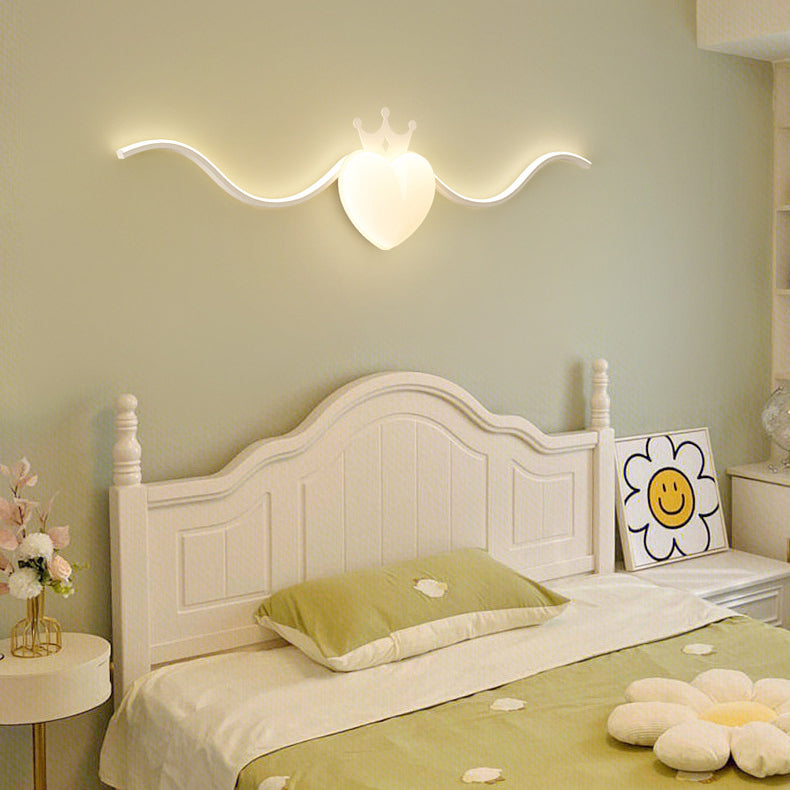 Moderne minimalistische Aluminium gewellte Linie PE Herz Schatten LED Wandleuchte Lampe für Wohnzimmer 