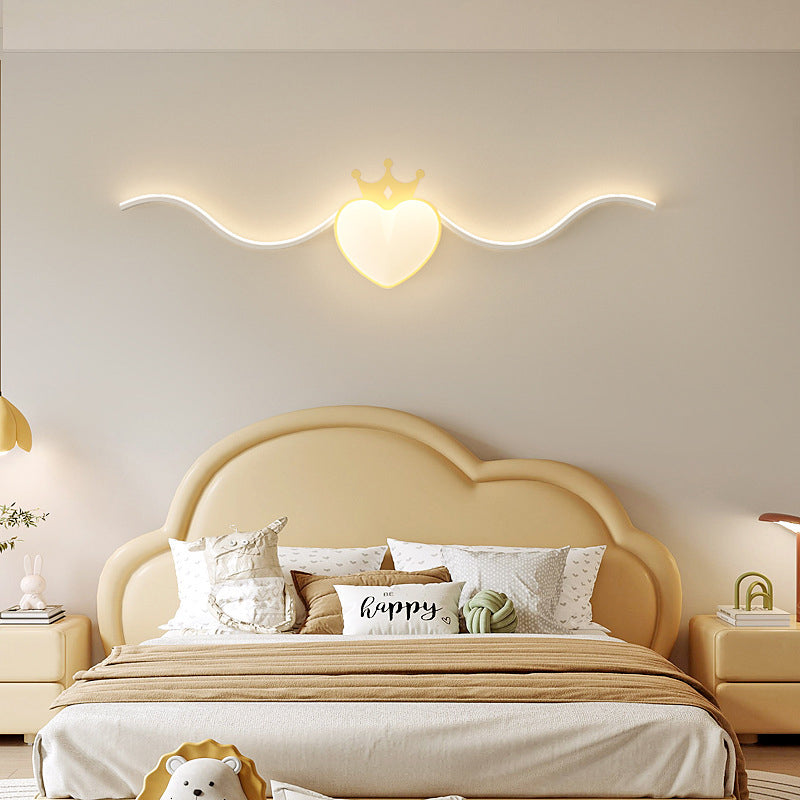Moderne minimalistische Aluminium gewellte Linie PE Herz Schatten LED Wandleuchte Lampe für Wohnzimmer 