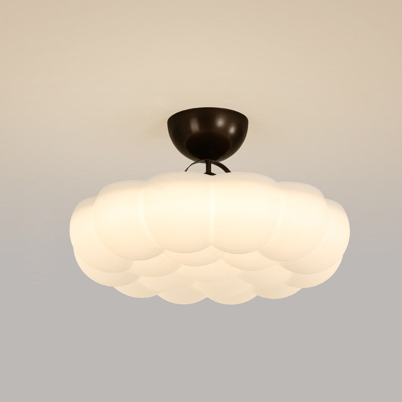 Moderne Einfachheit Wolken PE Schatten Eisen LED Semi-Flush Mount Deckenleuchte für Schlafzimmer 