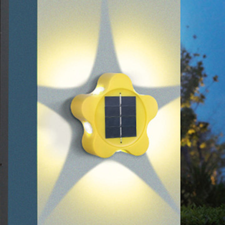 Zeitgenössische industrielle ABS-Pflaumenblüten-LED-Solarwandleuchte für den Außenbereich für den Garten 