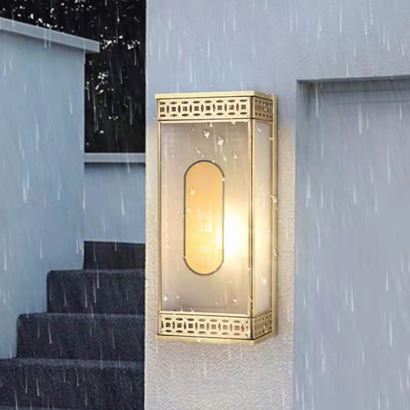 Lumière murale extérieure contemporaine de luxe en cuivre avec abat-jour en verre à 1 ampoule pour jardin 