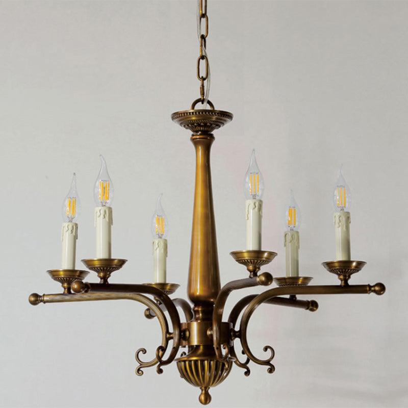 Traditioneller Vintage-Kerzenhalter aus antikem Messing im Used-Look, 3/6-flammiger Kronleuchter für Wohnzimmer 