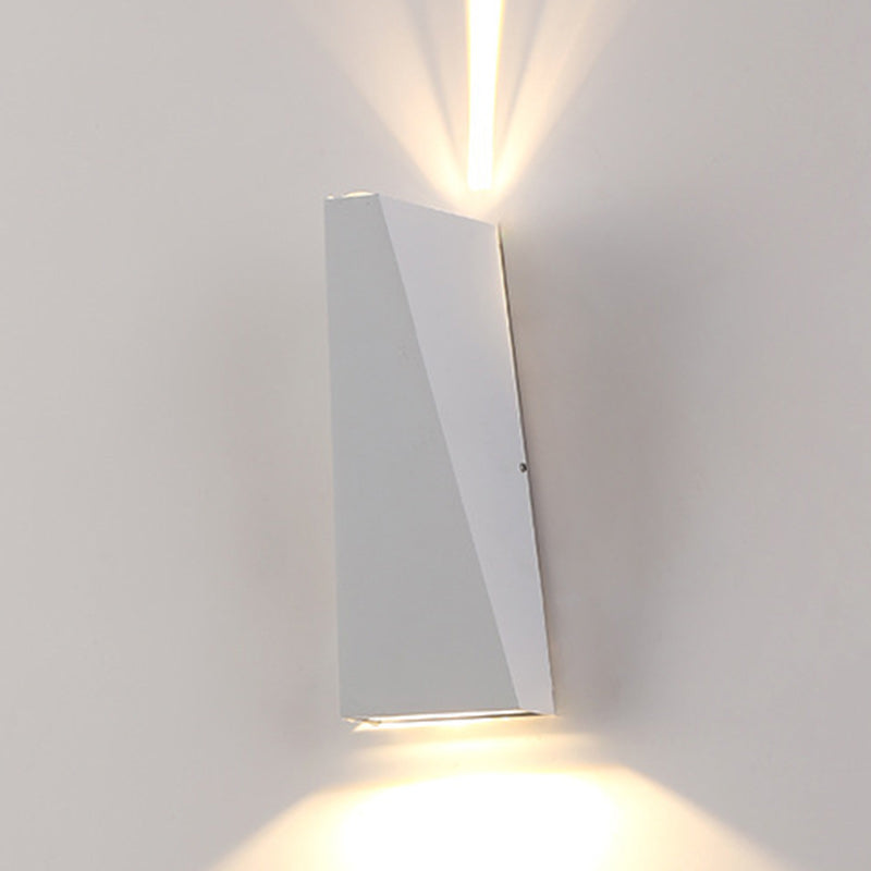 Aplique de pared LED iluminado hacia arriba y hacia abajo de aluminio minimalista moderno para patio exterior 