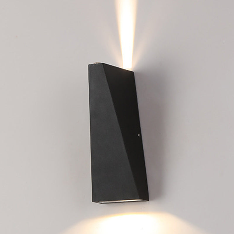 Aplique de pared LED iluminado hacia arriba y hacia abajo de aluminio minimalista moderno para patio exterior 