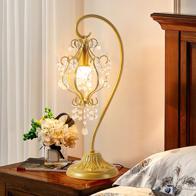 Lampe de table contemporaine de luxe avec cadre en fer courbé et décoration en cristal à 1 lumière pour chambre à coucher 
