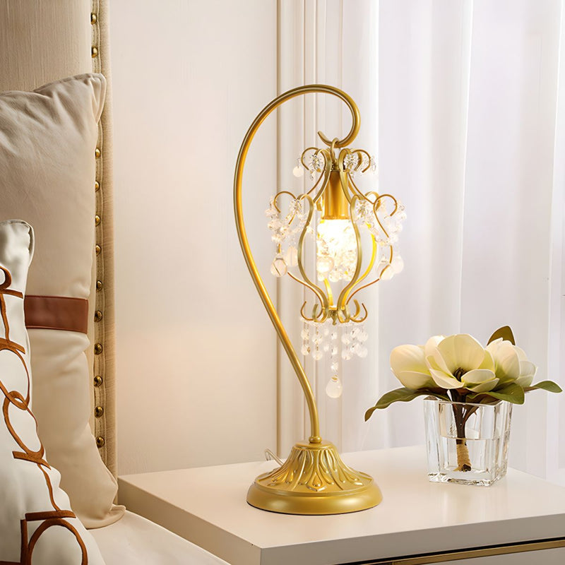 Lampe de table contemporaine de luxe avec cadre en fer courbé et décoration en cristal à 1 lumière pour chambre à coucher 