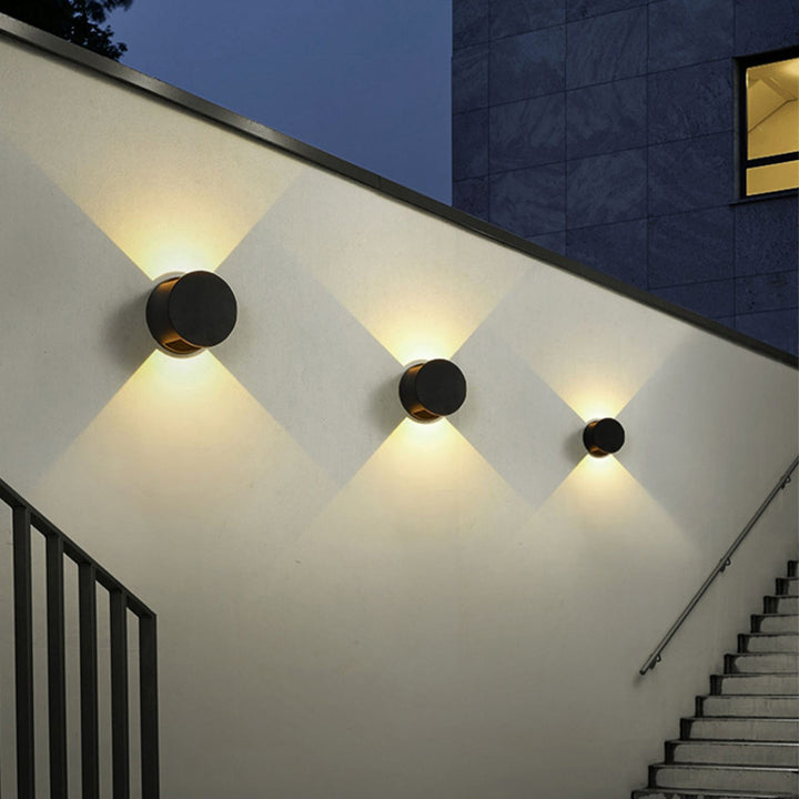 Moderne minimalistische runde Aluminium-LED-Wandleuchte mit Beleuchtung nach oben und unten, wasserdicht, für den Außenbereich 