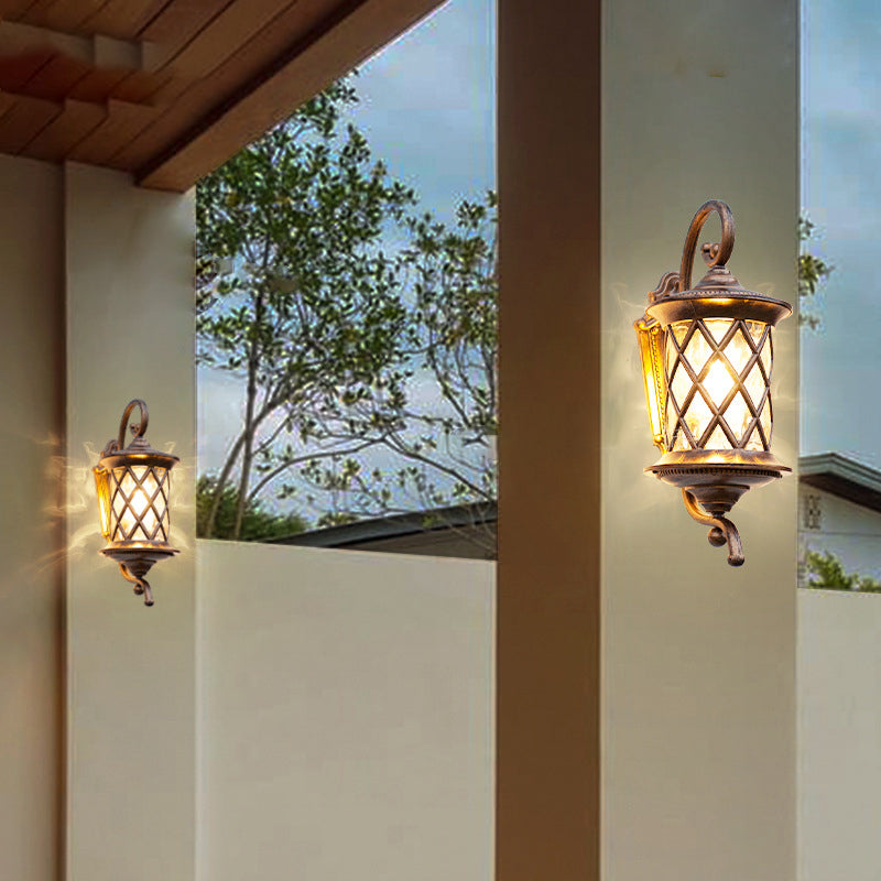 Applique murale extérieure 1 lumière avec abat-jour en verre ondulé et cadre en aluminium rustique traditionnel pour jardin 