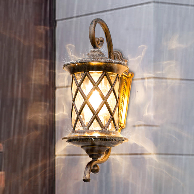 Applique murale extérieure 1 lumière avec abat-jour en verre ondulé et cadre en aluminium rustique traditionnel pour jardin 