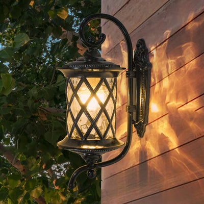 Applique murale extérieure 1 lumière avec abat-jour en verre ondulé et cadre en aluminium rustique traditionnel pour jardin 