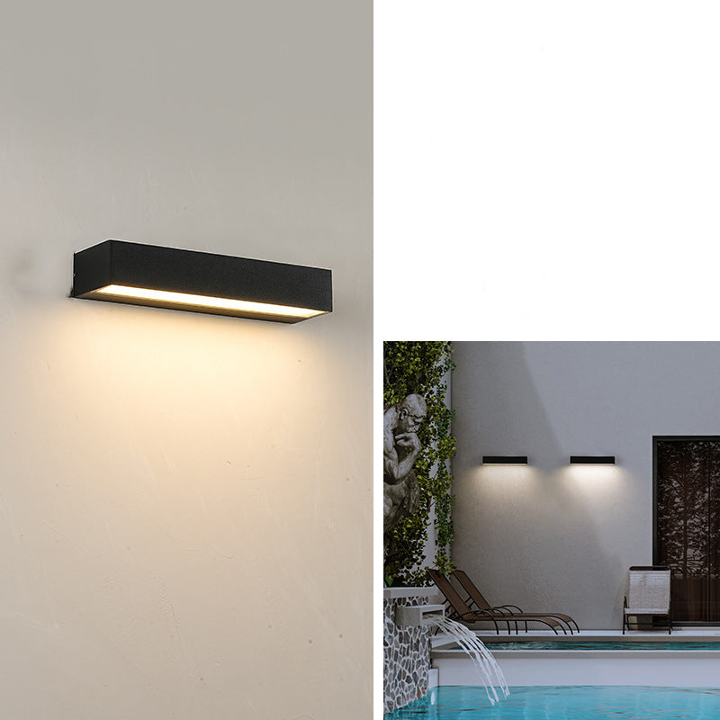 Applique murale étanche à LED en bande longue en aluminium de simplicité moderne pour patio extérieur 
