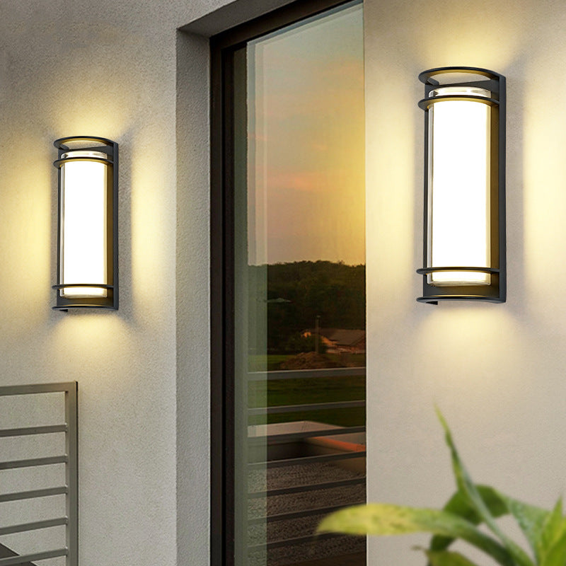 Applique Murale Contemporaine en Aluminium Acrylique Cylindrique à LED Étanche pour Patio Extérieur 