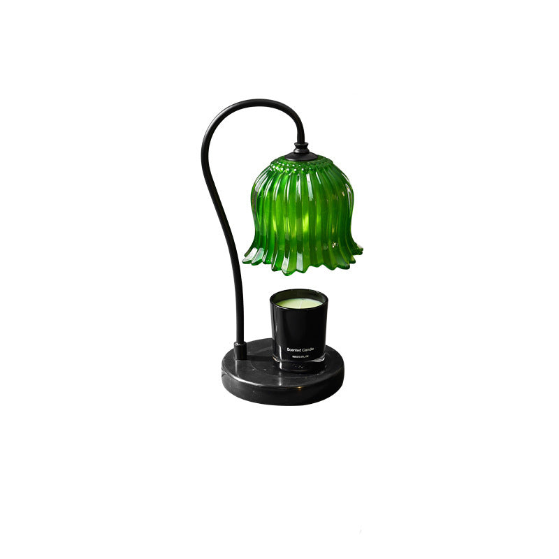 Lampe de table en cire fondue à une lumière avec abat-jour en verre fleur d&