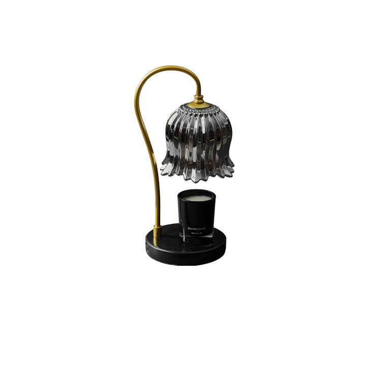 Lampe de table en cire fondue à une lumière avec abat-jour en verre fleur d&