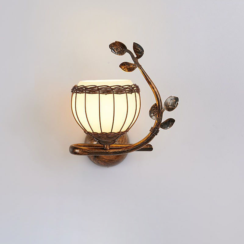 Applique Murale 1 Lumière avec Abat-Jour en Verre, Cadre en Fer Rustique Traditionnel et Tressage de Rotin pour Salon 