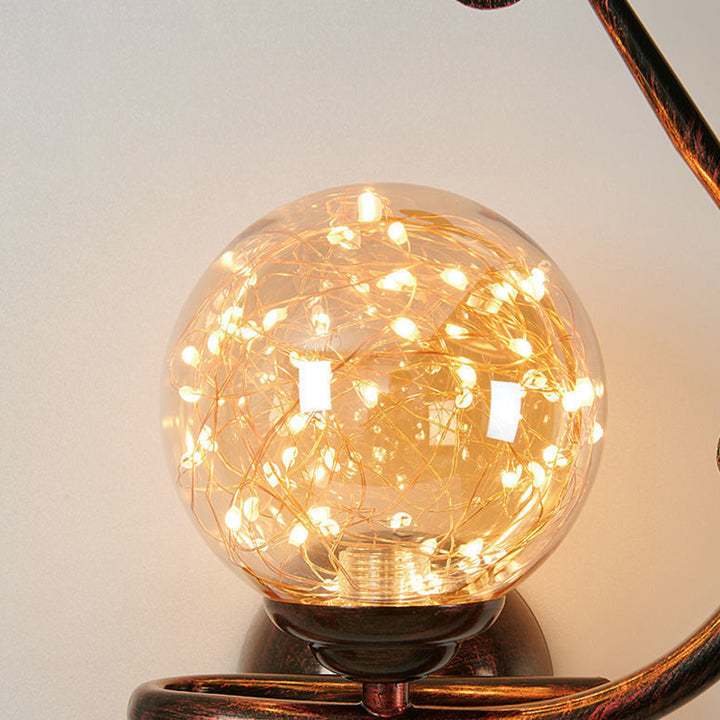 Zeitgenössische Luxus-Eisenrahmen-Glasbecher-Schirm 1-Licht-Wandleuchte für Wohnzimmer 